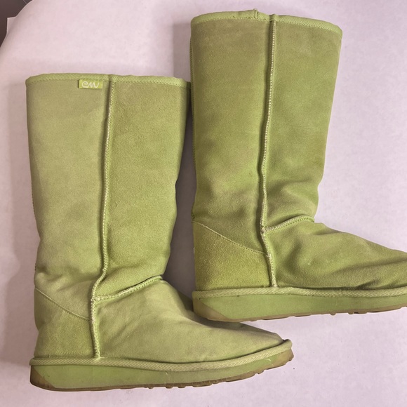 EMU brand Rare colour sz 38 - Picture 1 of 6